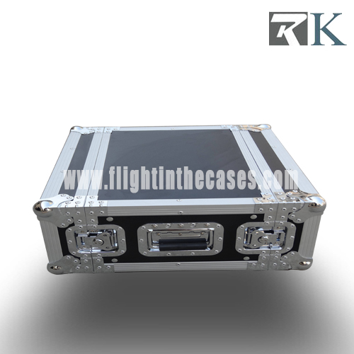 18" Body Depth of 4U Amplifier Deluxe Case On Wholesale
